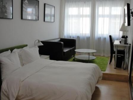 The Square Coburg Aparthotel Bilik gambar